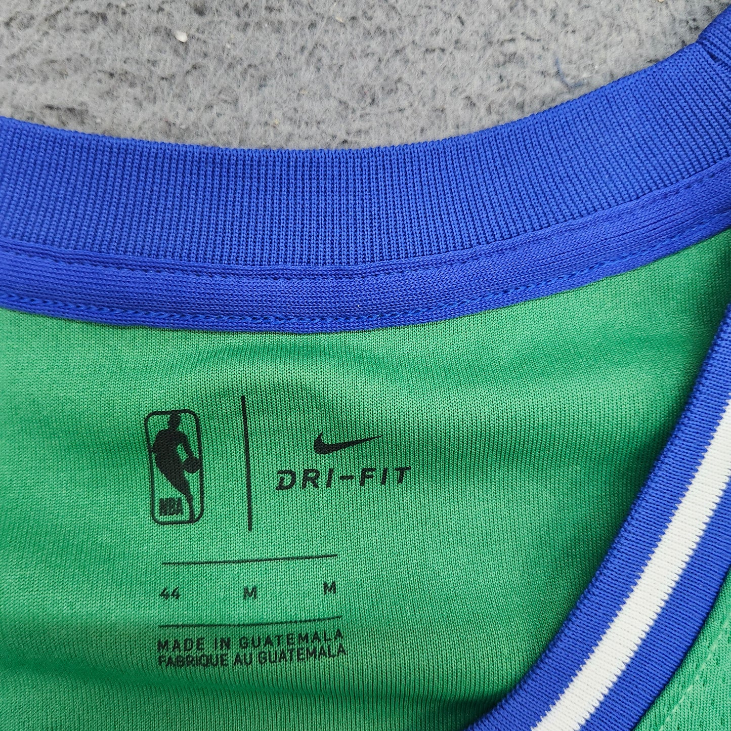 Dallas Mavericks Jalen Brunson 13 Nike Swingman Jersey Green Mens Size 44 Medium