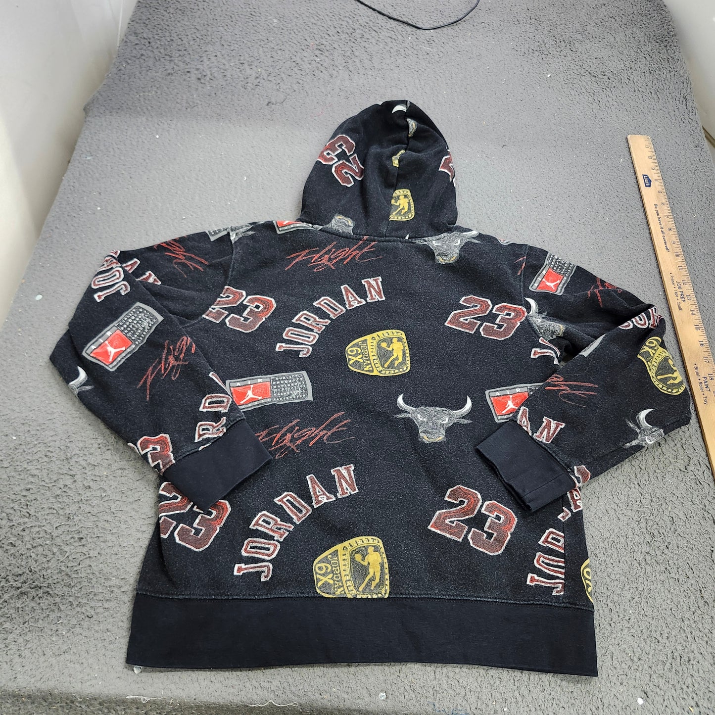 COMMING SOON 16